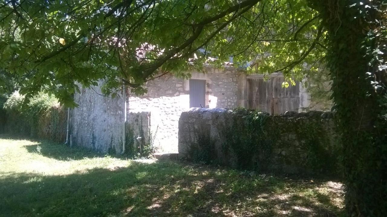 Hostellerie Charles De Foucauld Viviers Exterior foto