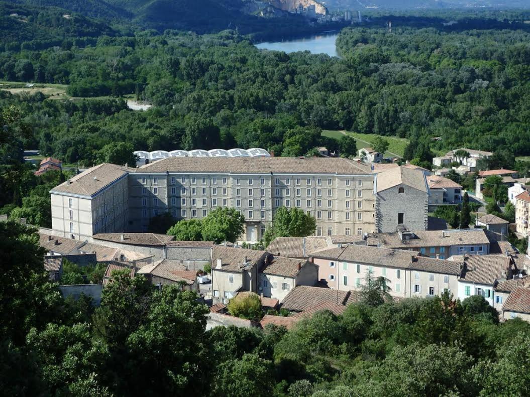 Hostellerie Charles De Foucauld Viviers Exterior foto